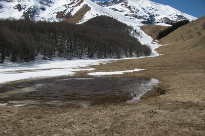 Doline lungo il sentiero per il Colle dell'Arpione