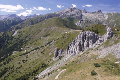 Panorama sul Colle di Tenda e Rocca dell'Abisso dal sentiero per il Fort Pepin