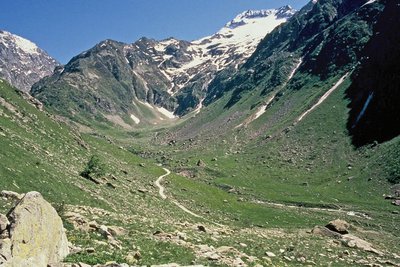 Le "Vallone de la Barra" dans le Parco Naturale delle Alpi Marittime, le versant italien du Gélas, (3143 m).